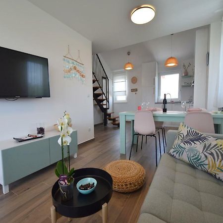 Apartments Medna Čižići Εξωτερικό φωτογραφία