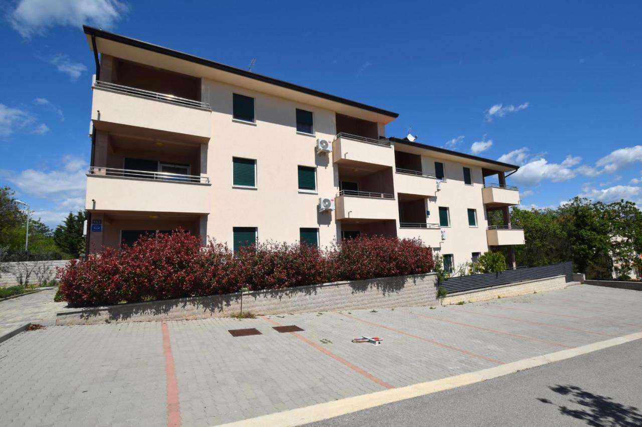 Apartments Medna Čižići Εξωτερικό φωτογραφία