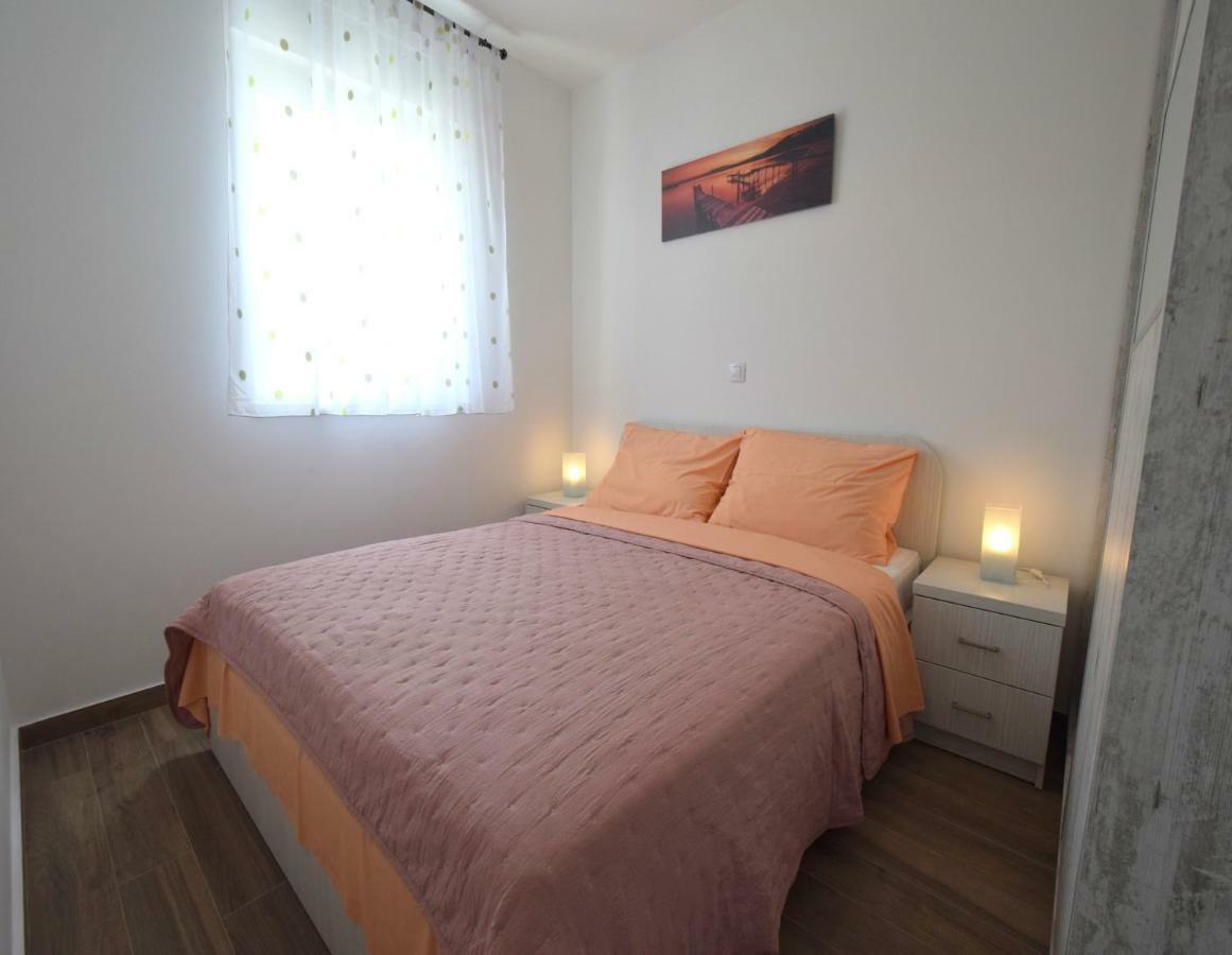 Apartments Medna Čižići Εξωτερικό φωτογραφία