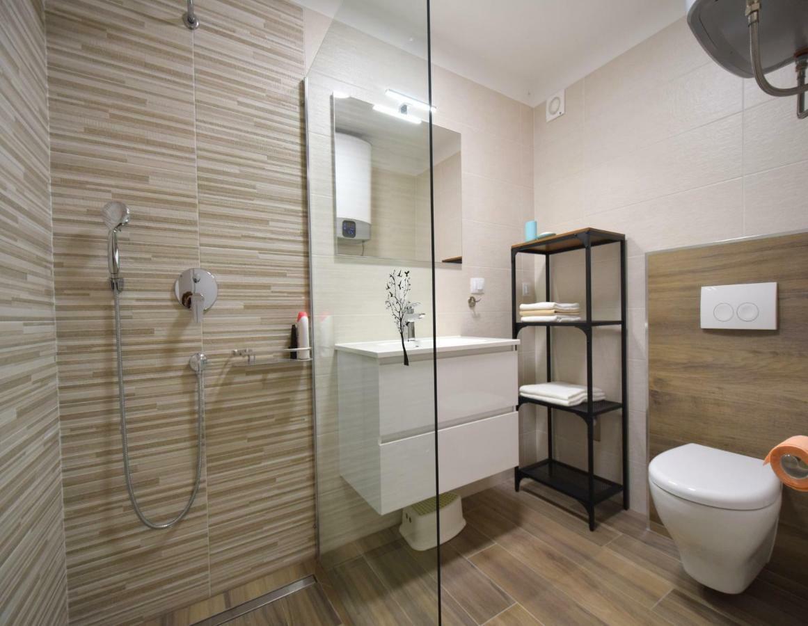 Apartments Medna Čižići Εξωτερικό φωτογραφία