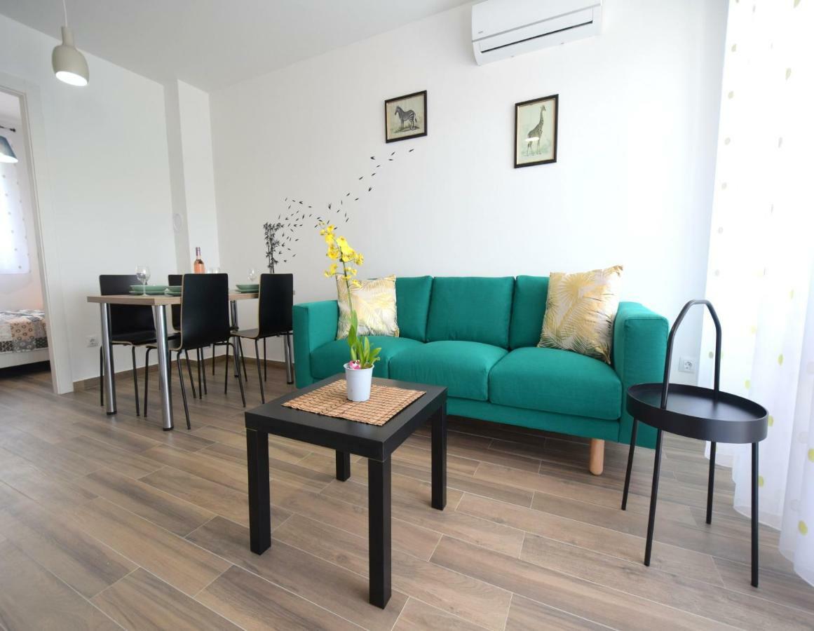Apartments Medna Čižići Εξωτερικό φωτογραφία