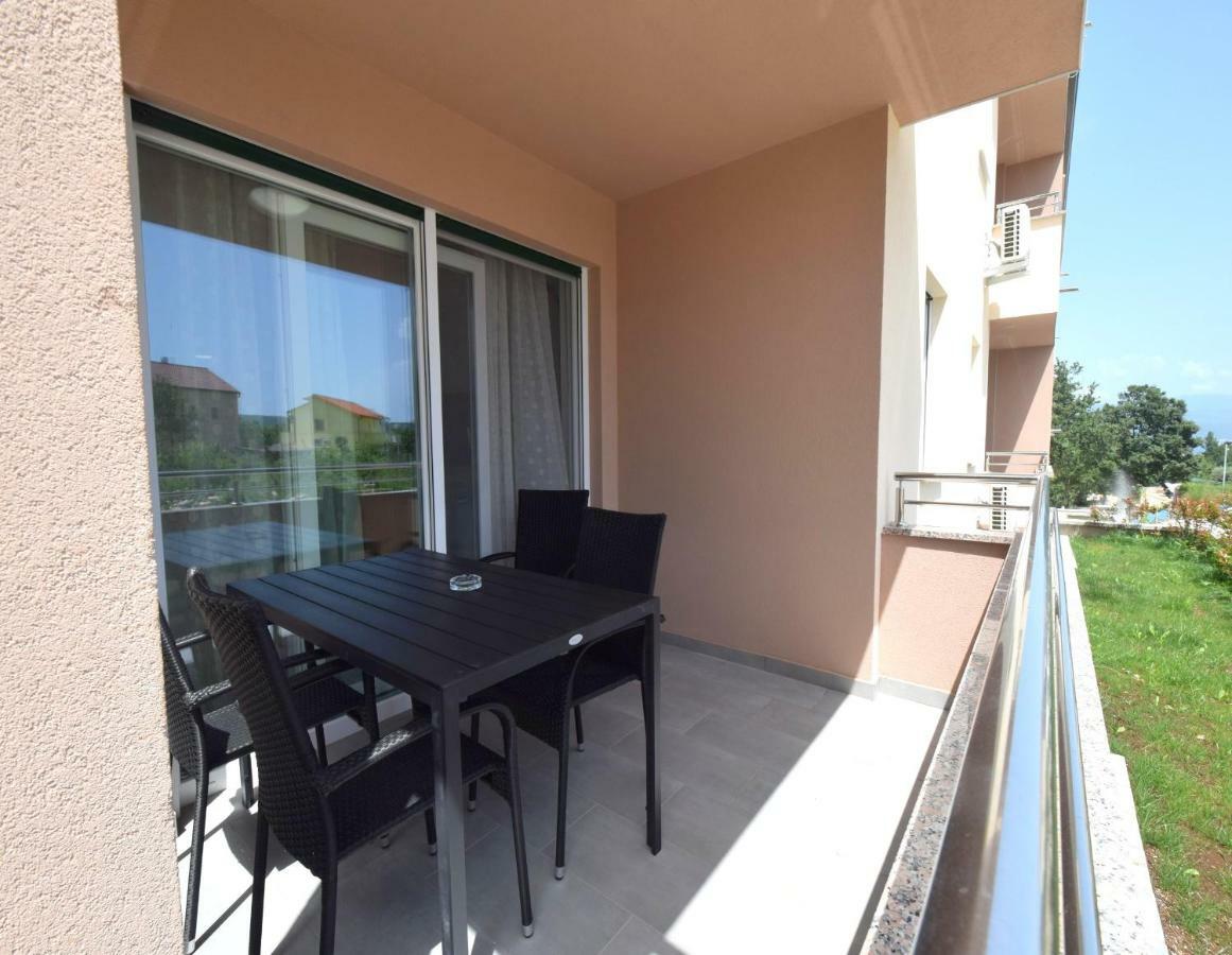 Apartments Medna Čižići Εξωτερικό φωτογραφία