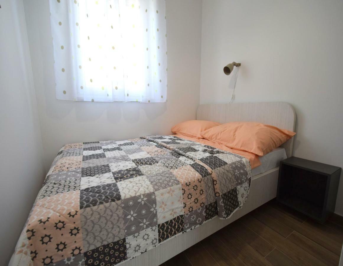 Apartments Medna Čižići Εξωτερικό φωτογραφία