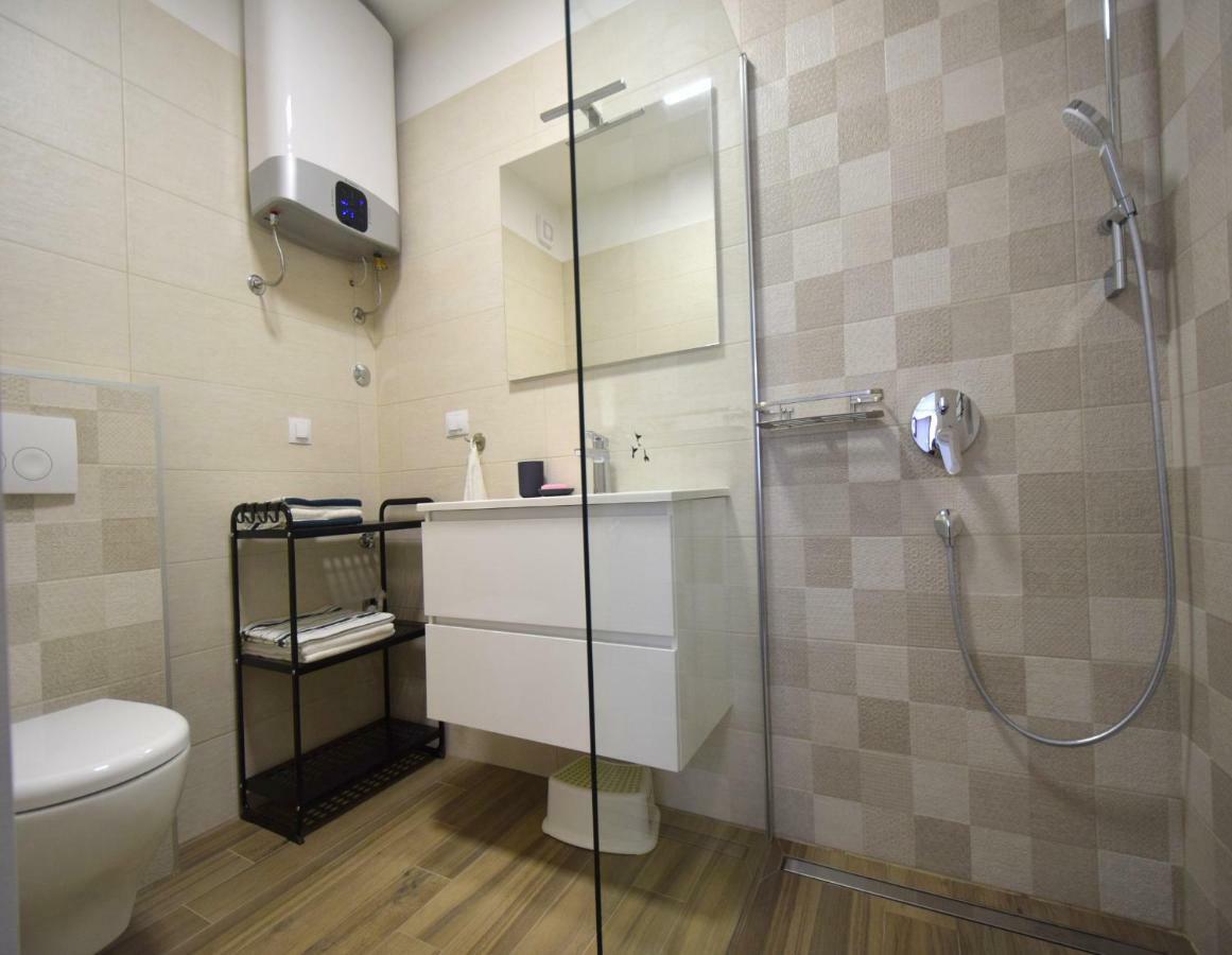 Apartments Medna Čižići Εξωτερικό φωτογραφία