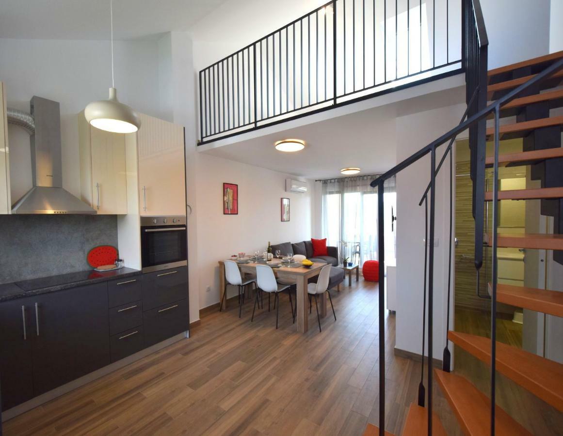 Apartments Medna Čižići Εξωτερικό φωτογραφία