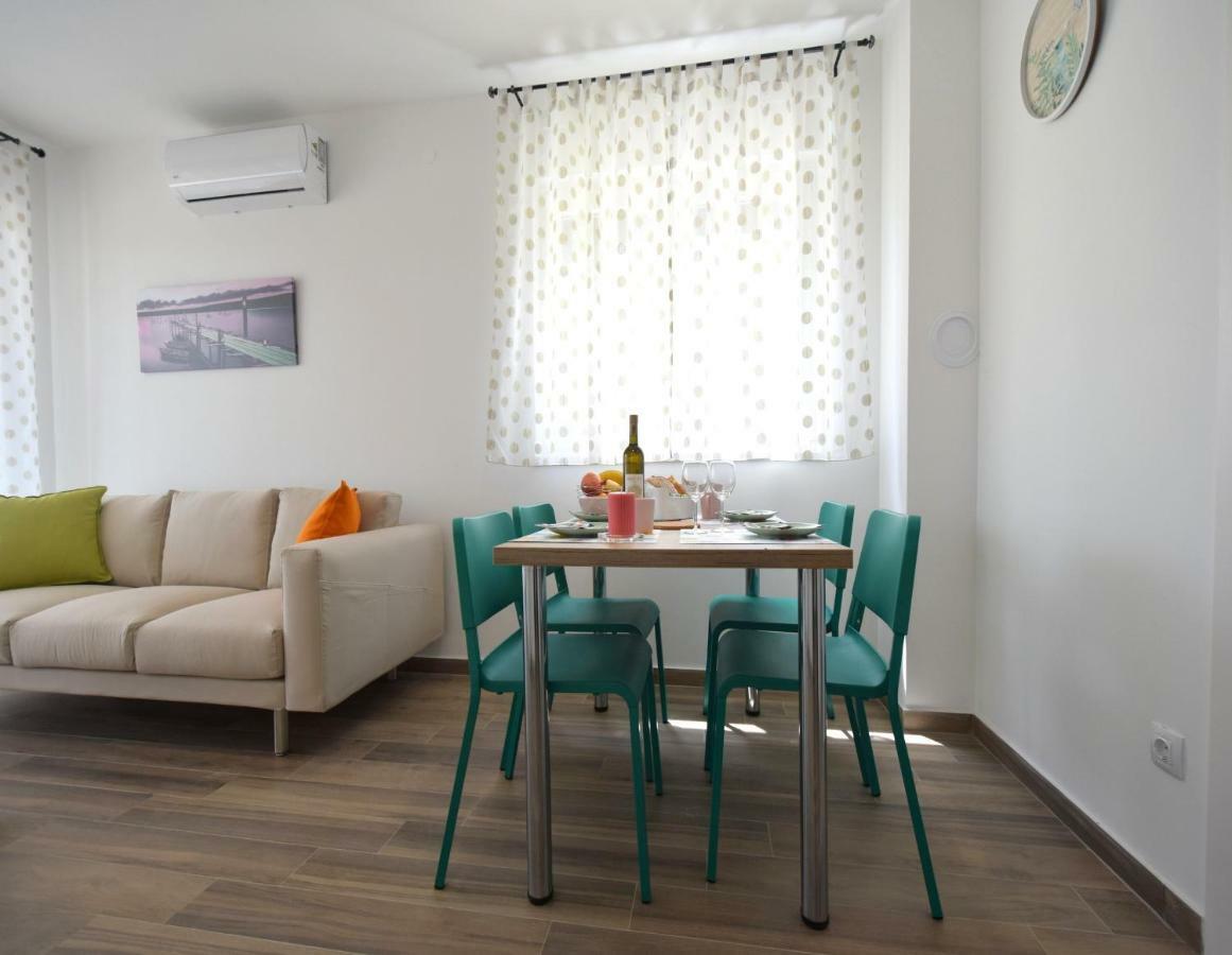 Apartments Medna Čižići Εξωτερικό φωτογραφία