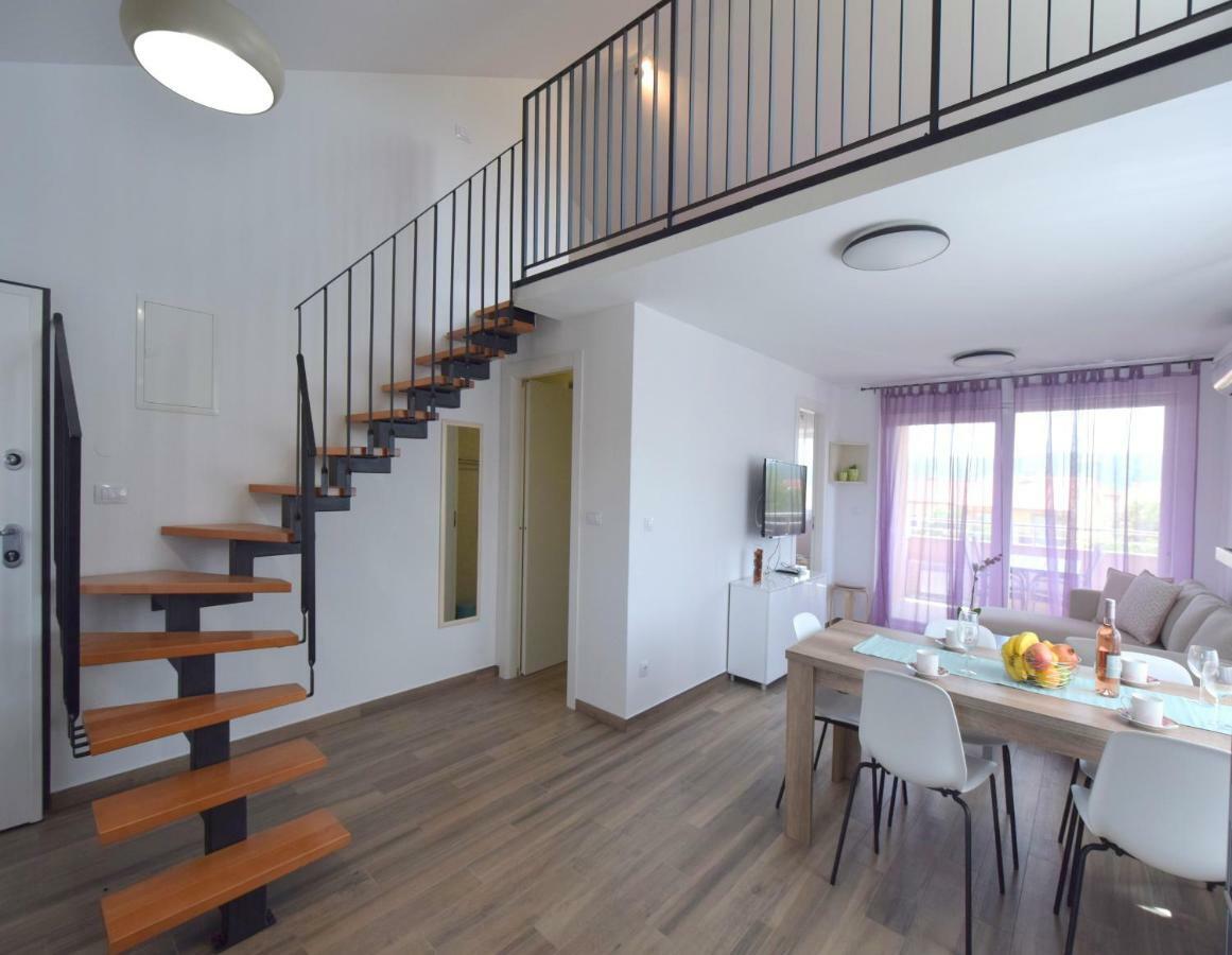 Apartments Medna Čižići Εξωτερικό φωτογραφία
