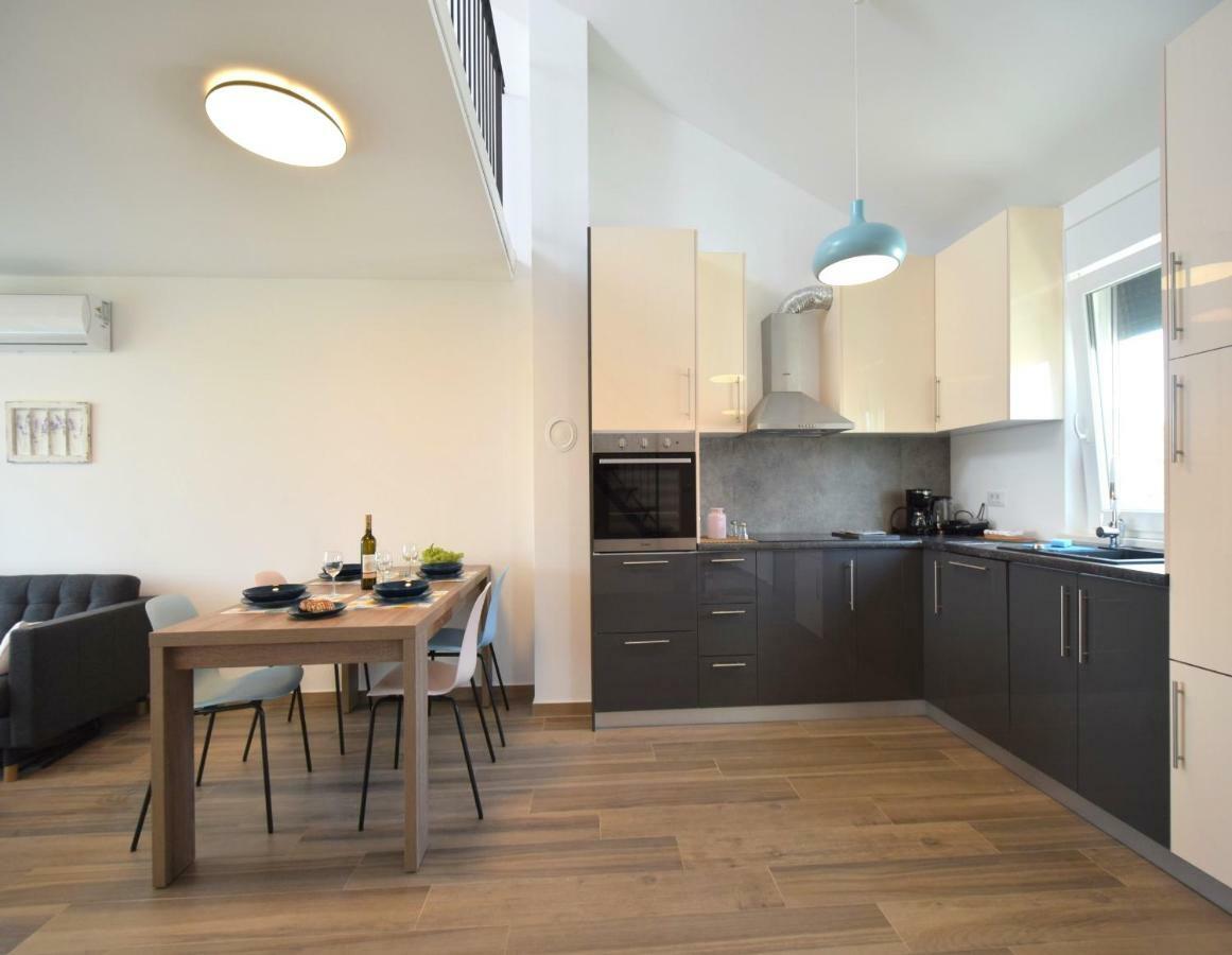 Apartments Medna Čižići Εξωτερικό φωτογραφία