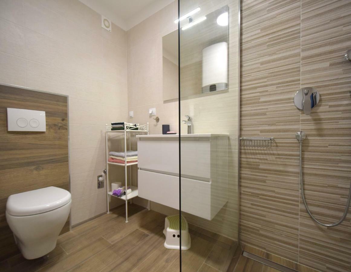 Apartments Medna Čižići Εξωτερικό φωτογραφία