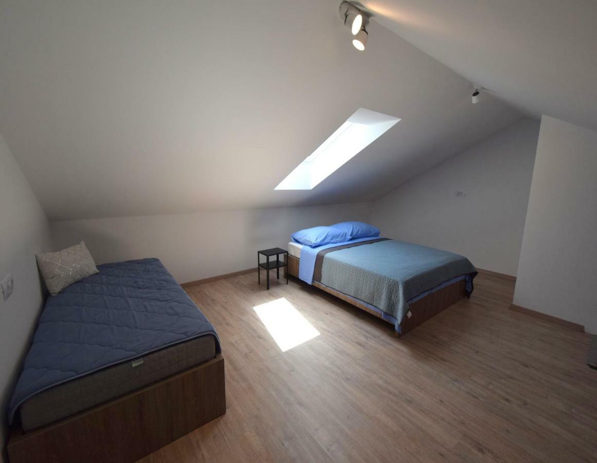 Apartments Medna Čižići Εξωτερικό φωτογραφία
