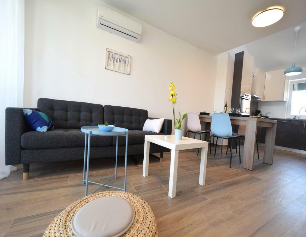 Apartments Medna Čižići Εξωτερικό φωτογραφία